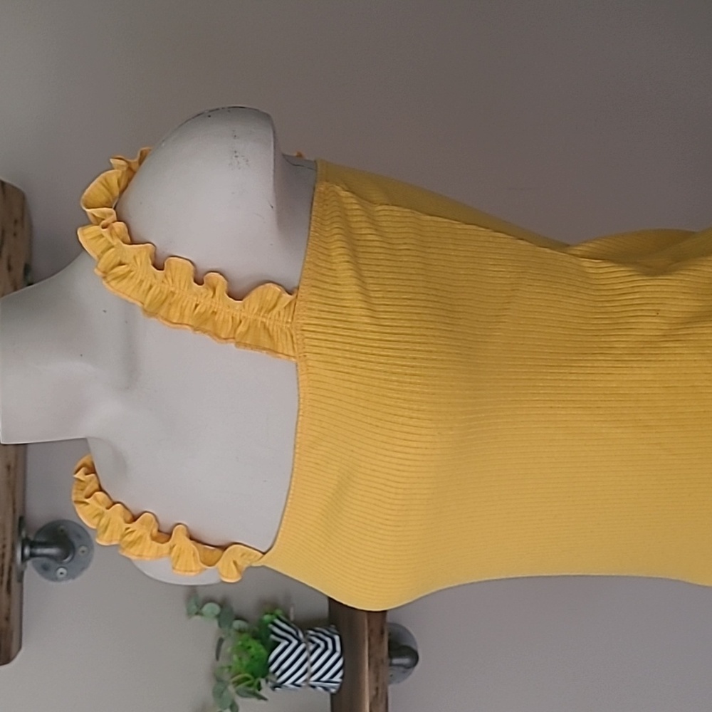 Yellow Frilly Sleeve Bodysuit - Picture 5 of 7